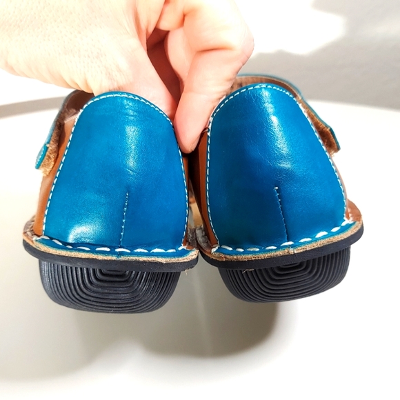 L'artiste Caicos Spring Step Turquoise & Brown Leather Mary Jane Flat Shoes - Picture 8 of 14